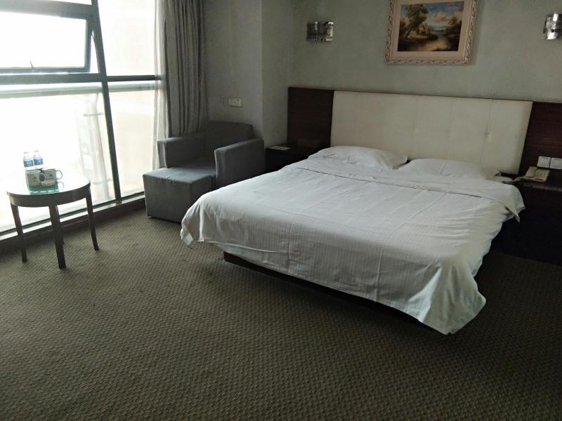فندق Liyangفي  فندق جرين تري إن تشانجزهو ليانج بينجلينج سكوير بيزنس المظهر الخارجي الصورة